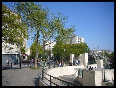 P2430032