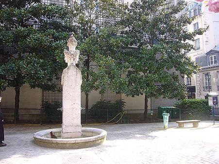 P2420411