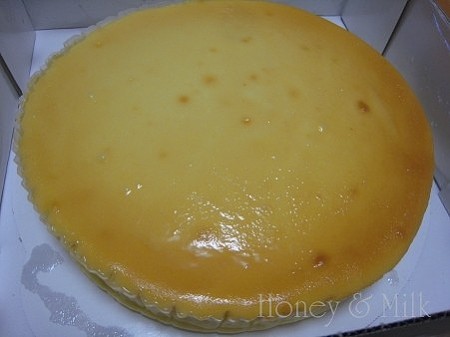 コストコのスフレチーズケーキ２　IMG_8941