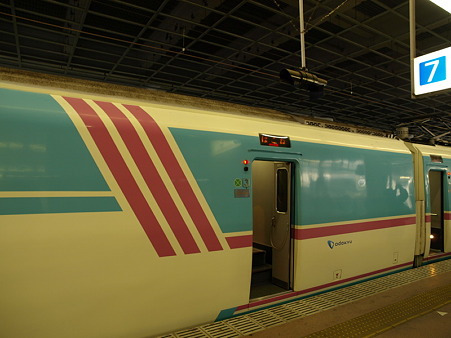 20000形(小田原駅)1