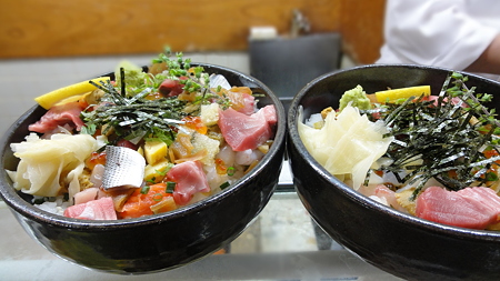 海鮮チラシ すごい! これで 1,000円 浅草 鳥越ずし